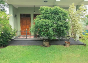 Cozy Villa near Hikkaduwa Beach